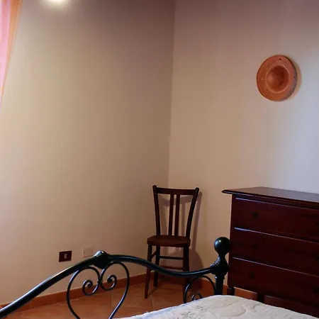Podere Cagnanova 公寓 *